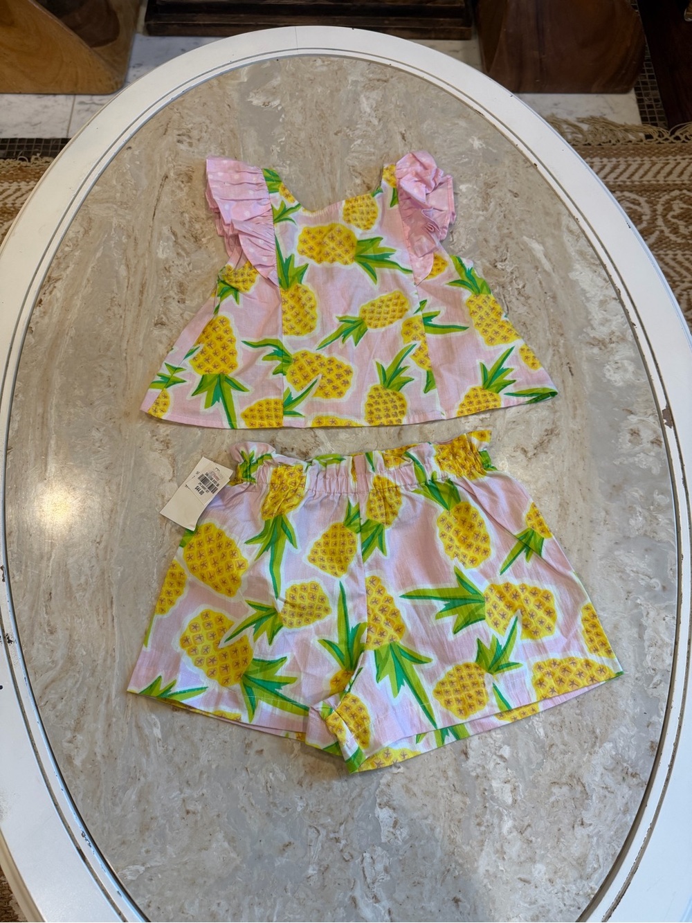 Girls pineapple 🍍 short set